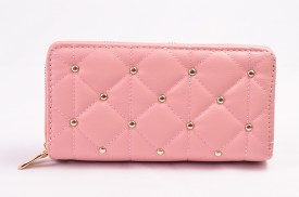 Billetera larga con tachas rosa (1).jpg